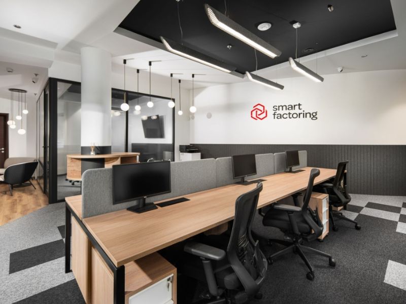 Small office design combined with Coworking space