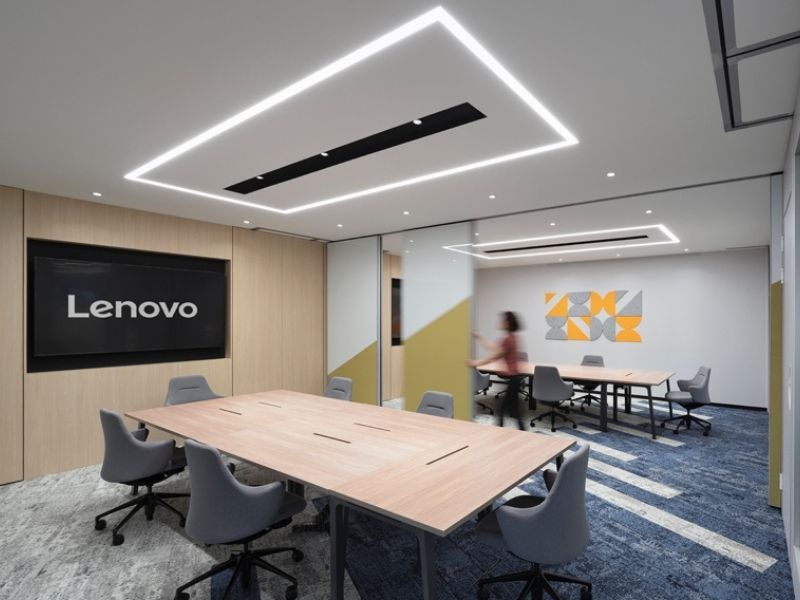 Minimalist meeting room design