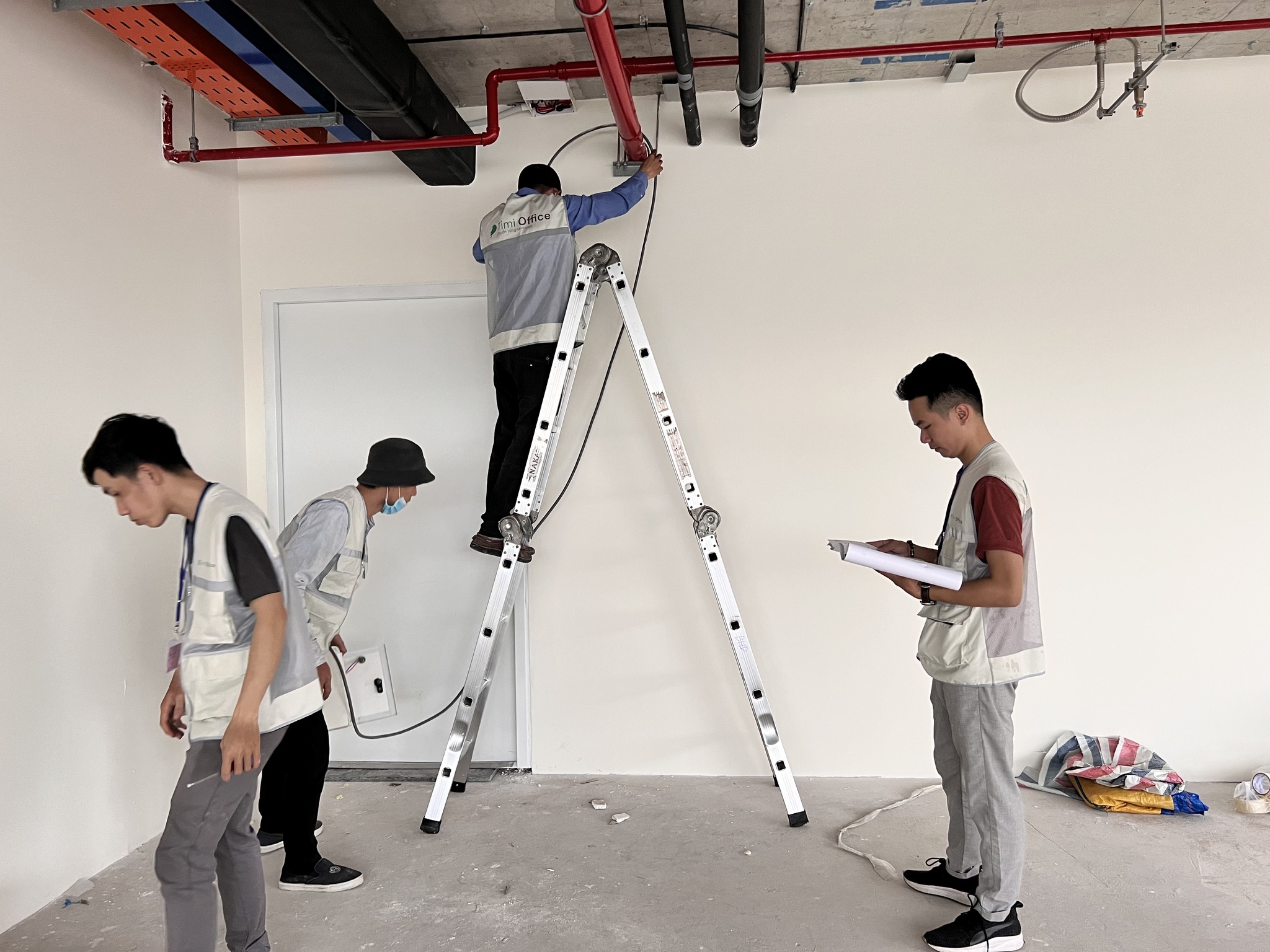 office interior construction